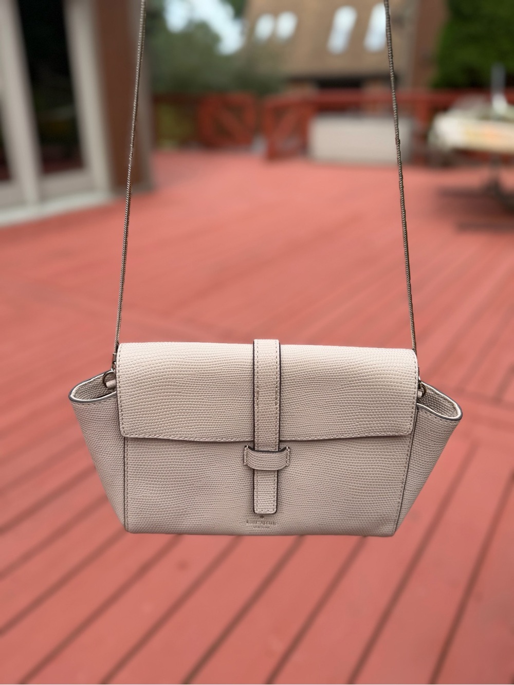 kate spade Pale Beige Textured Leather Crossbody Bag Silver Chain W/ COA